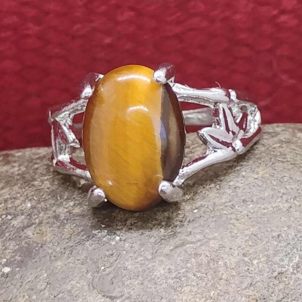 Oval Tiger Eye Ring Silver Leaf Setting Size 6.5